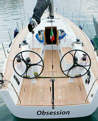 TØFF: Sly 42 har en lang og åpen cockpit. TØFF: Sly 42 har en lang og åpen cockpit.