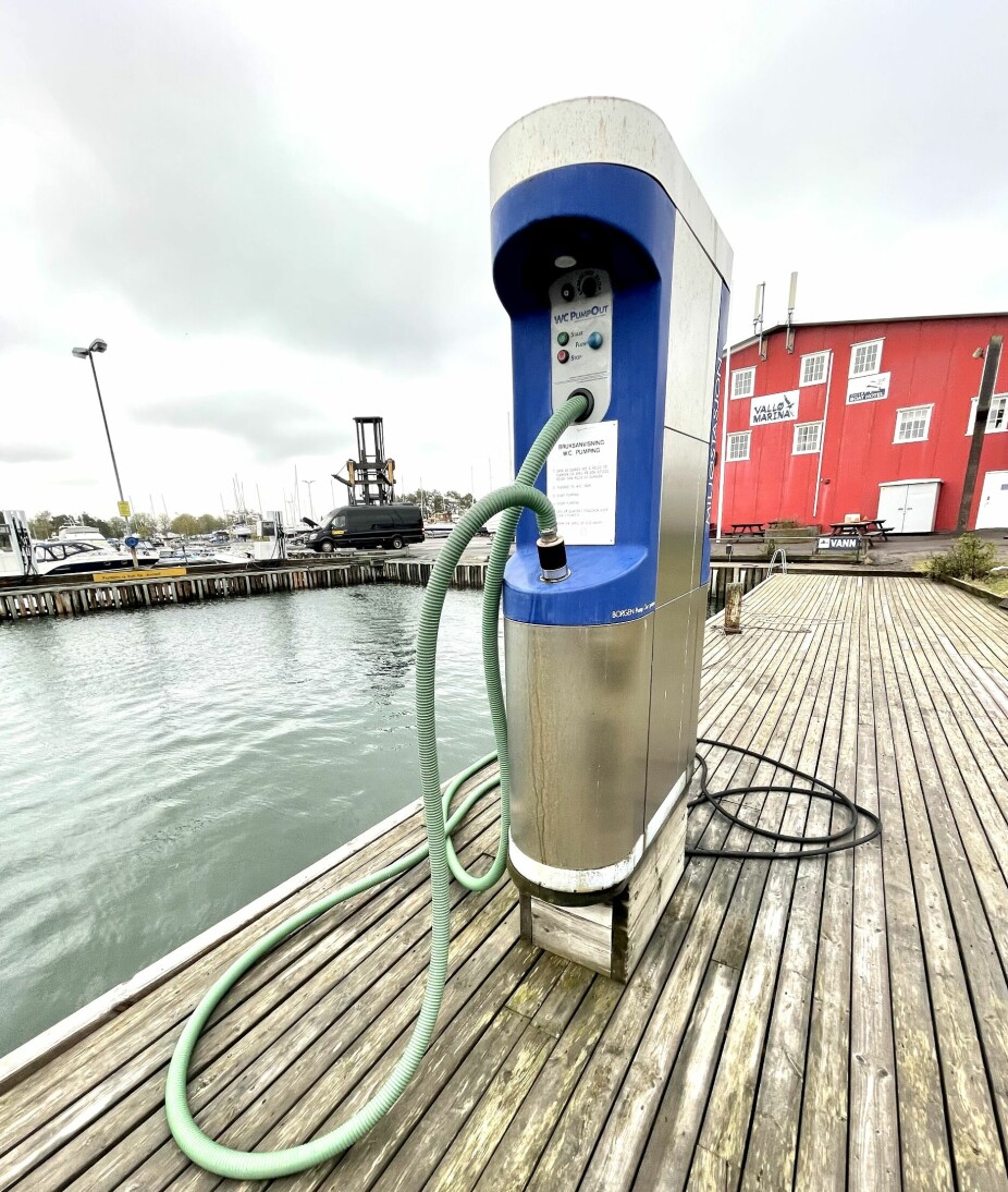 ALTFOR FÅ: I dag er det altfor få tømmestasjoner for båtfolket i Oslofjorden. Et forbud mot tømming av septik i sjøen kan komme før flere stasjoner er på plass.