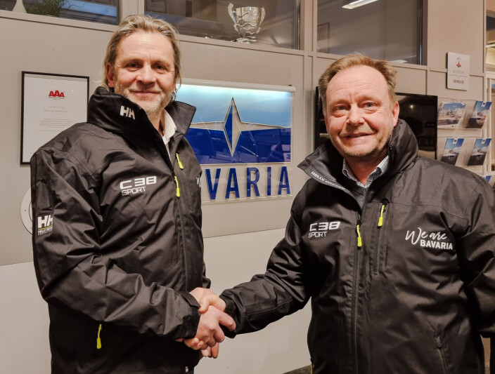 SAMARBEID: Thomas Nilsson hopper ombord hos Eliason for å få mas ut av C38 «Spirit». SAMARBEID: Thomas Nilsson hopper ombord hos Eliason for å få mas ut av C38 «Spirit».