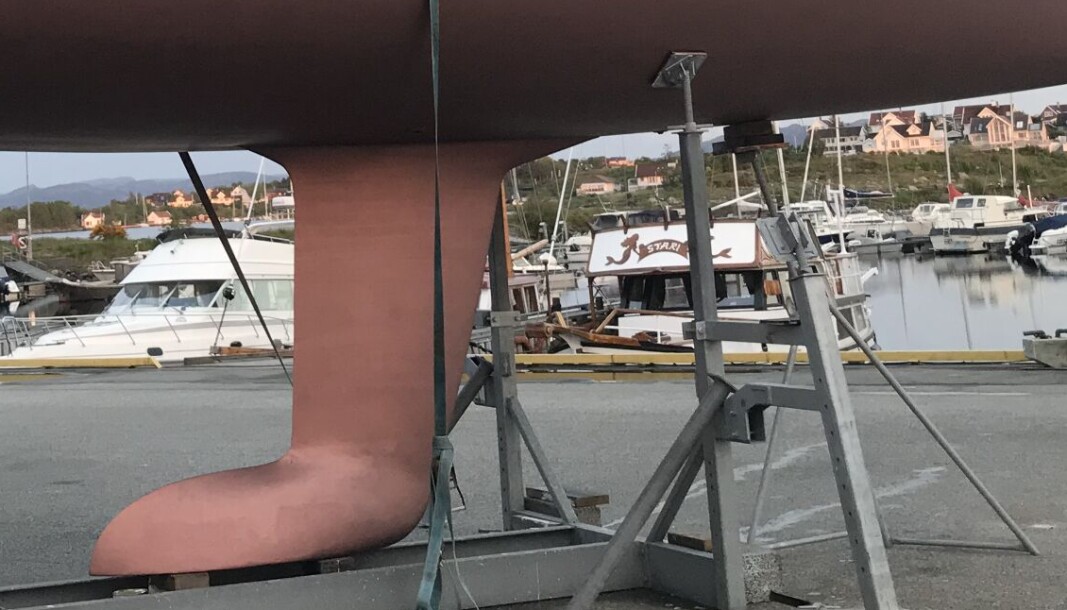 GLATT: VC17 er populært bunnstoff for regattaseilere. Kobber er hovedvirkestoff. GLATT: VC17 er populært bunnstoff for regattaseilere. Kobber er hovedvirkestoff.