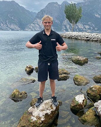 HELT: 15 år gamle Harry Joyne lærer verden en ny teknikk. HELT: 15 år gamle Harry Joyne lærer verden en ny teknikk.