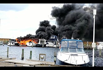 Brann i båthavn