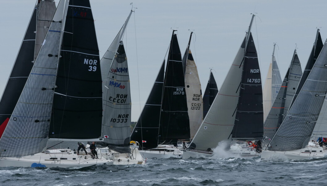 NM: 49 båter deltok under norgesmesterskapet i 2021 på Hankø. I 2020 var det 100.