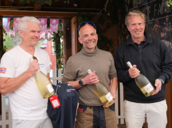 DE RASKESTE: Kenneth Bjørklund i «enderPearl» var raskest rundt Tristein, Christer Lie rundt Hollenderbåen, og Peter Ennals rundt Medfjordbåen. DE RASKESTE: Kenneth Bjørklund i «enderPearl» var raskest rundt Tristein, Christer Lie rundt Hollenderbåen, og Peter Ennals rundt Medfjordbåen.