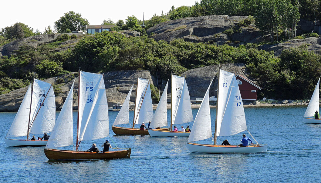 JUBILEUM: At Færder Seilforening fyller 125 år vil ikke gå upåaktet hen, og 26. juni blir det mange Færdersnekker å se i farvannet rundt Hvasser. JUBILEUM: At Færder Seilforening fyller 125 år vil ikke gå upåaktet hen, og 26. juni blir det mange Færdersnekker å se i farvannet rundt Hvasser.