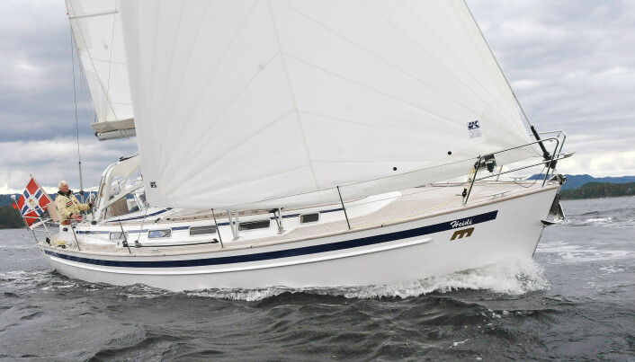 SOLID: Størkson seiler en Malø 37 Classic SOLID: Størkson seiler en Malø 37 Classic