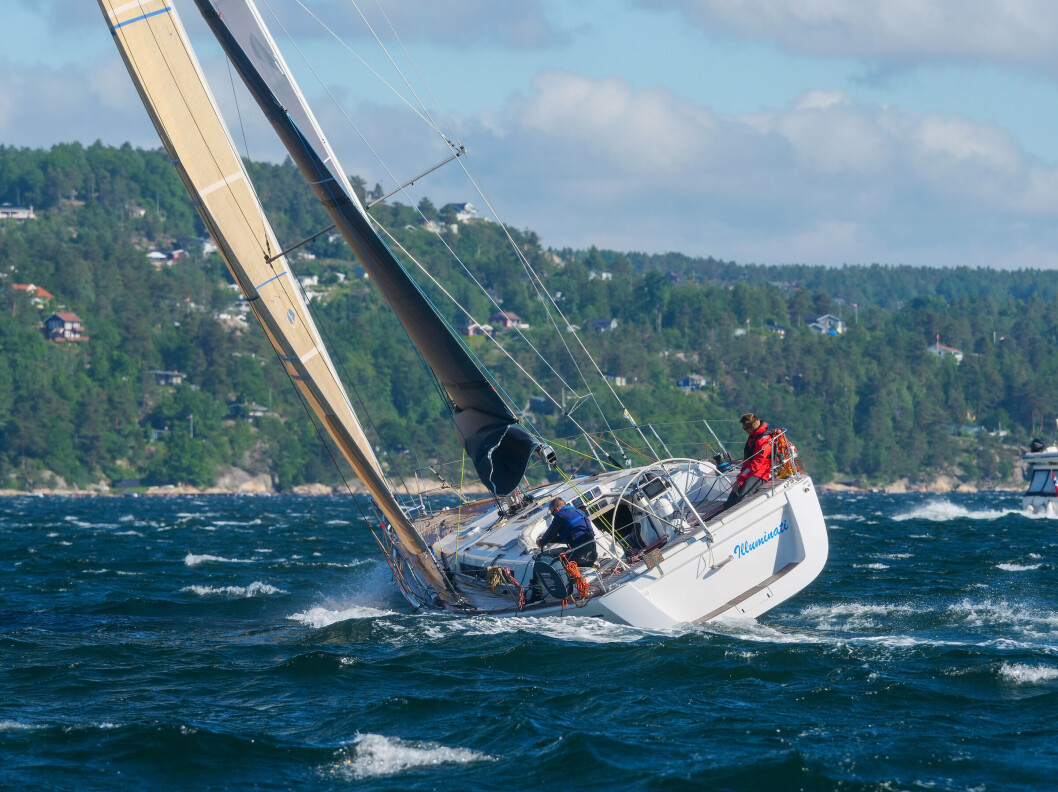 LEDER: Håkon Hjorthøy leder i kampen om å bli Årets shorthanded-seiler, og han skal forsvare ledelsen i helgens Raymarine Hankø OneStar. LEDER: Håkon Hjorthøy leder i kampen om å bli Årets shorthanded-seiler, og han skal forsvare ledelsen i helgens Raymarine Hankø OneStar.