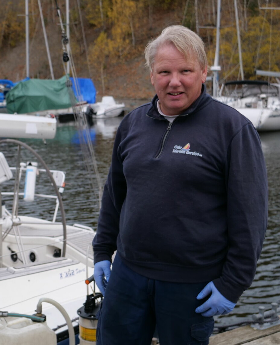 EKSPERT: Carsten Siebert fra Oslo Maritim Service mener den 22 år gamle motoren kan gjøre nytte i mange år fremover.