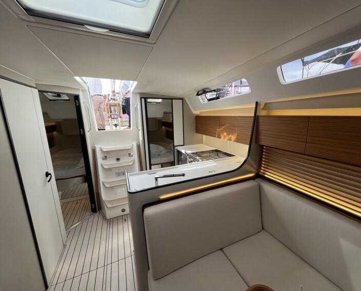 ANNERLEDES: Italia Yachts er typisk italiens under dekk. ANNERLEDES: Italia Yachts er typisk italiens under dekk.