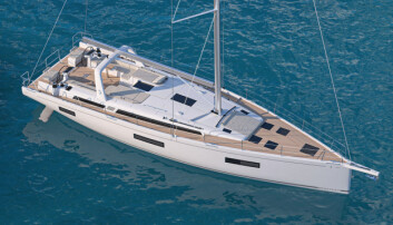 Stor FIRST: Beneteau Oceanis Yacht 60 bygger på ideer fra First Yacht 53, en båt designet av italienske Lorenzo Argento, og får et skrog med raske linjer. 60-foteren får tre komfortable lugarer med hvert sitt store bad. Targabøylen kan få en hard bimini, egnet for seiling under stekende sol. Denne båten kan også leveres med rullermast. Stor FIRST: Beneteau Oceanis Yacht 60 bygger på ideer fra First Yacht 53, en båt designet av italienske Lorenzo Argento, og får et skrog med raske linjer. 60-foteren får tre komfortable lugarer med hvert sitt store bad. Targabøylen kan få en hard bimini, egnet for seiling under stekende sol. Denne båten kan også leveres med rullermast.