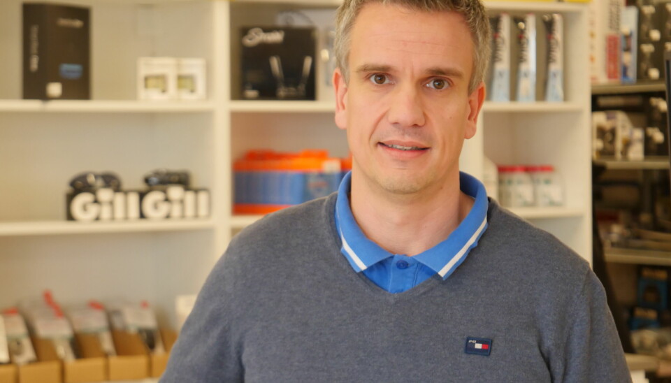 SEATRONIC: Ketil Svenneberg Jakobsen satser videre på ekspertise i sin butikk, som delvis har blitt kjøpt opp.