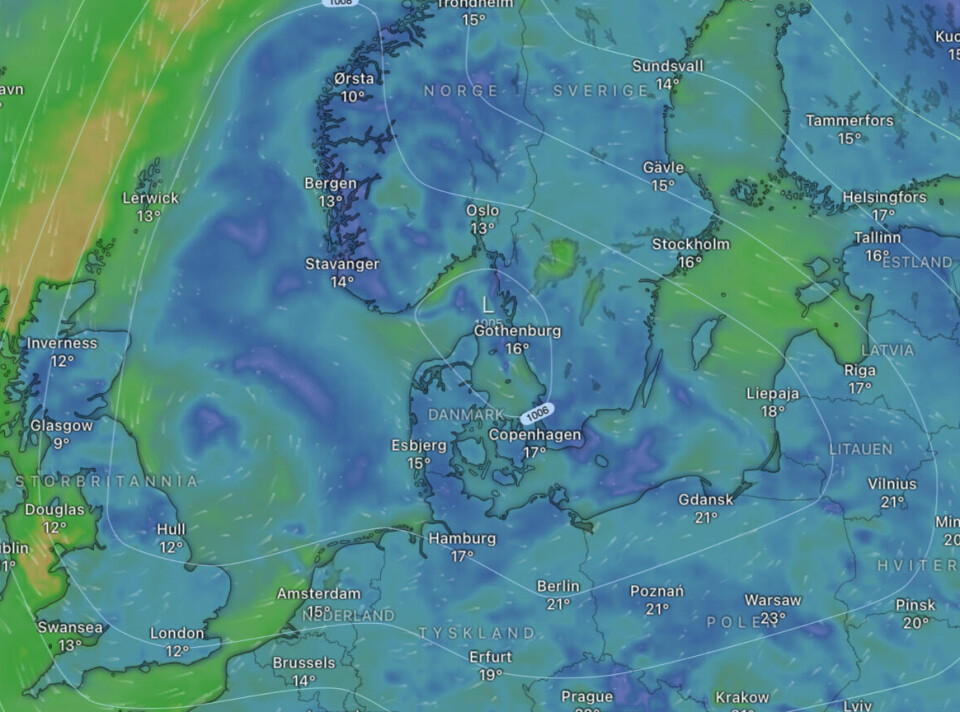 LAVTRYKK: Lørdag skal det stå et lavtrykk midt i Skagerrak. Vinden blåser fra øst på oversiden av et lavtrykk.