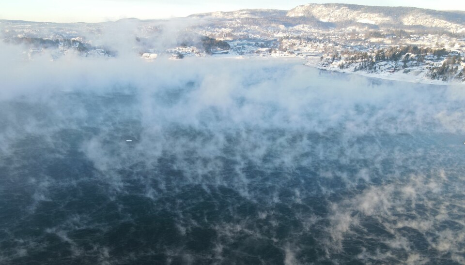 Vinter, Holmenfjorden. Frostrøyk.