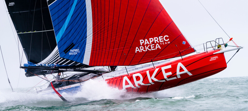 40 seilere gjennom nåløyet