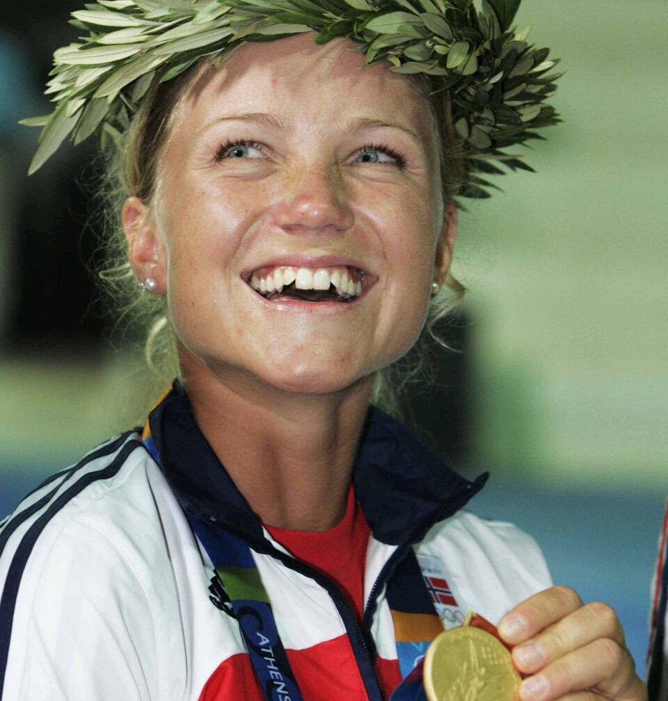 SISTE OL-GULL: : Siren Sundby vant Norges siste OL-gull i seiling i 2004. Nå seiler hun wingfoil.