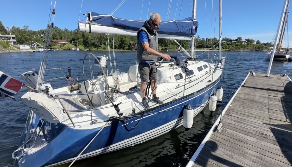 SPRING: Her er det to lange spring festet på tvers, samt relativt lange for og akterfortøyninger. Lengden er gull.