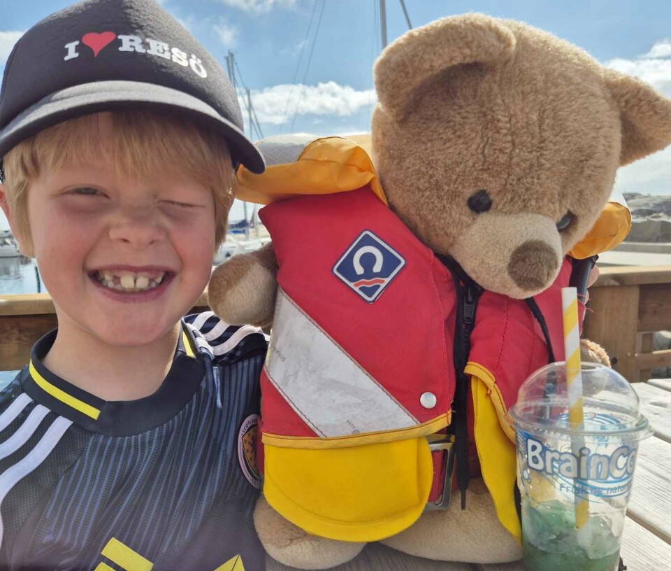 HENGER MED HODET: Ingen ville ha med Frisk videre, men slush hjelper. Heldigvis så løste det seg. HENGER MED HODET: Ingen ville ha med Frisk videre, men slush hjelper. Heldigvis så løste det seg.