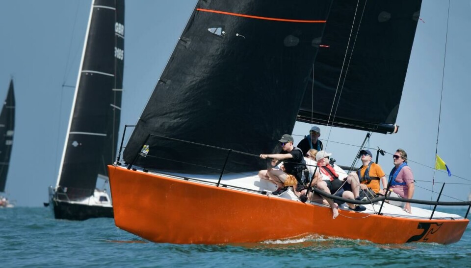 Half Ton Classic: «2farr»