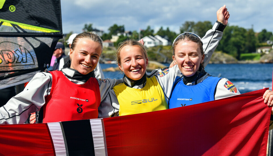 WASZP: Tredobbelt norsk i dameklassen i WASZP Games – Nora Doksrød, bronse; Hedvig Doksrød, gull; Marie Butler Wang, bronse.
