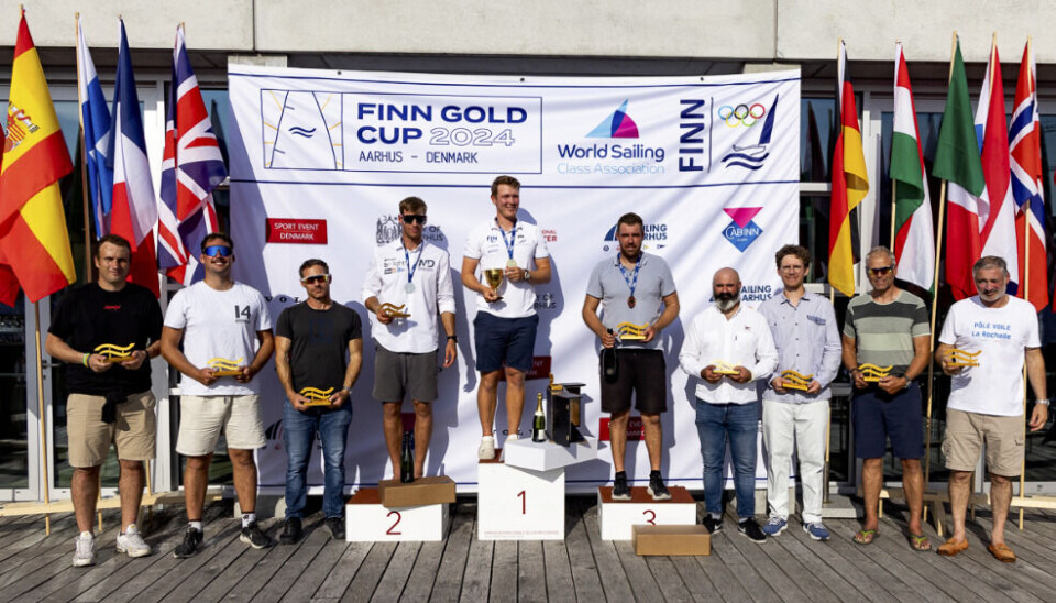 Finn Gold Cup Premietudeling: Lars Johan Brodtkorb nummer tre fra høyre