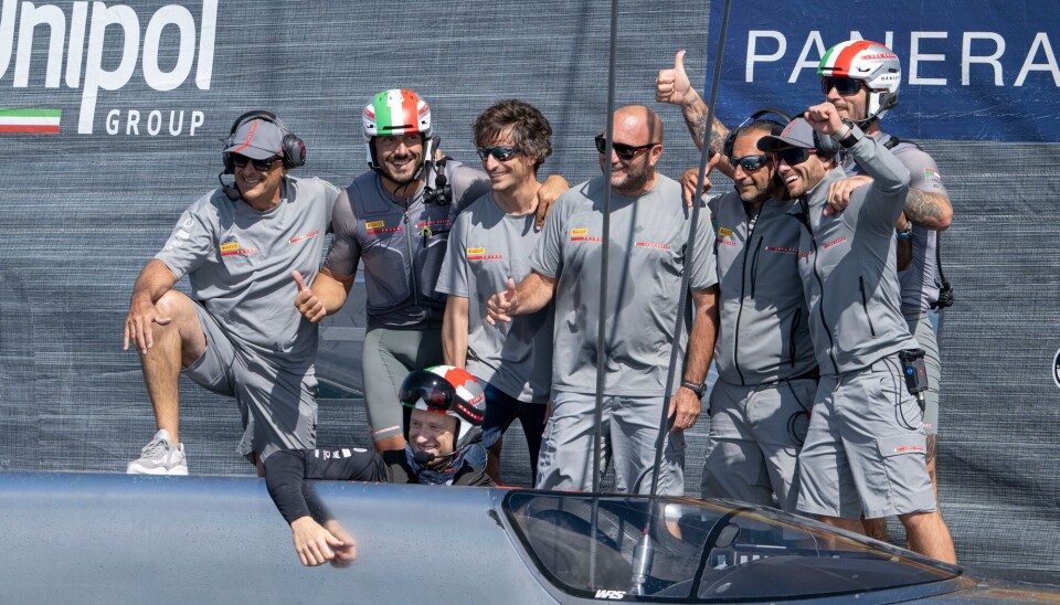 «Luna Rossa Prada Pirelli» teamet