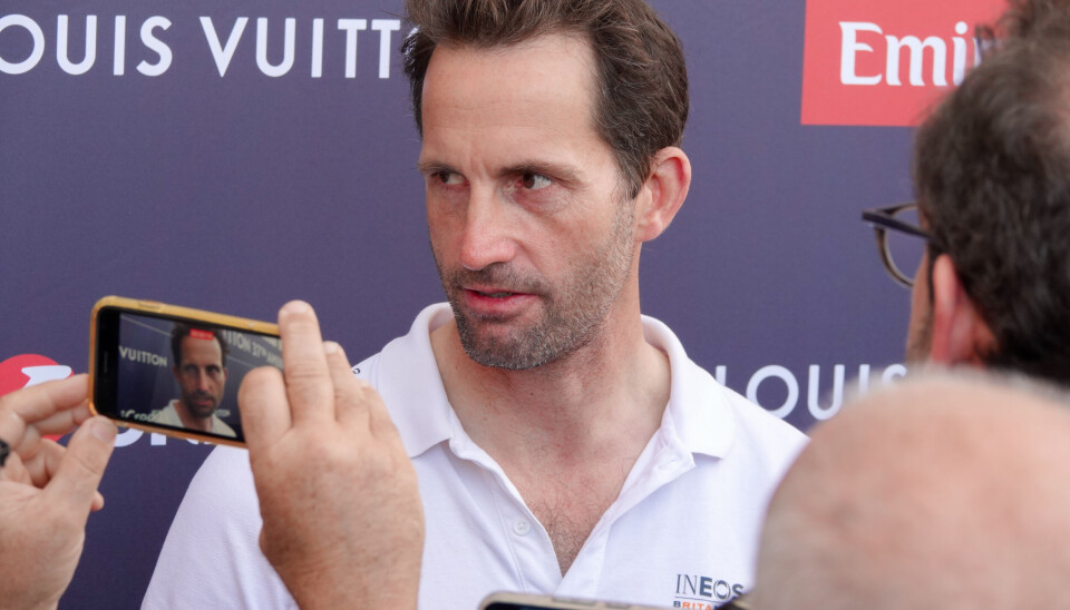 AMERICA'S CUP: Fornøyd Ben Ainslie i pressesonen etter dagens seilaser