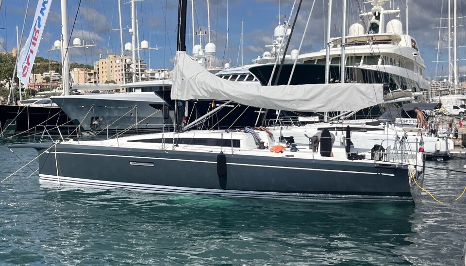 PALMA: Club Swan 43 er på plass, og cockpiten er diger. Prisen på 43-foteren er hele 820 000 euro uten moms.
