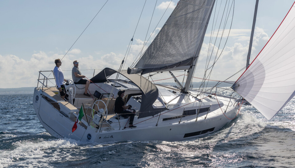 HANSE: Hanses nye er høy og bred, men seiler overraskende godt allikevel. EYOTY 2024/25, 2.Teil, Palma de Mallorca, Hanse_360