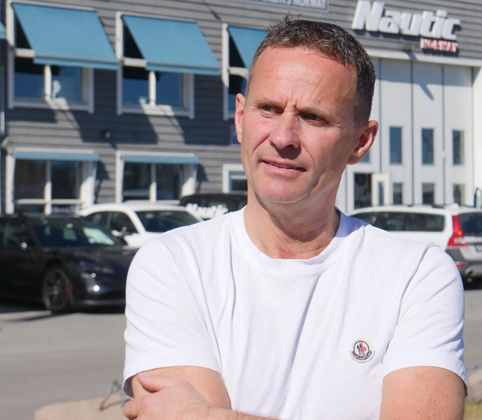 SEIL: Ørjan Wollertsen mener noe må gjøres for å få flere nordmenn til å velge seilbåt.