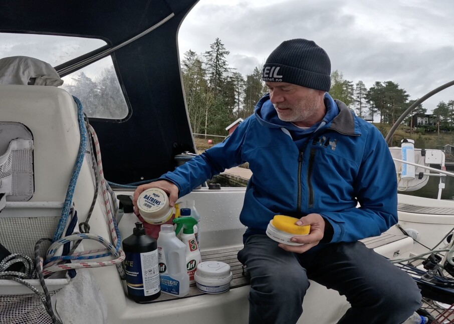 Effektiv vask av dekk og cockpit