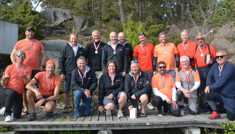 MEDALJEVINNERNE: Fra venstre, mannskap fra Late Bloomer, King One og Cantippa.