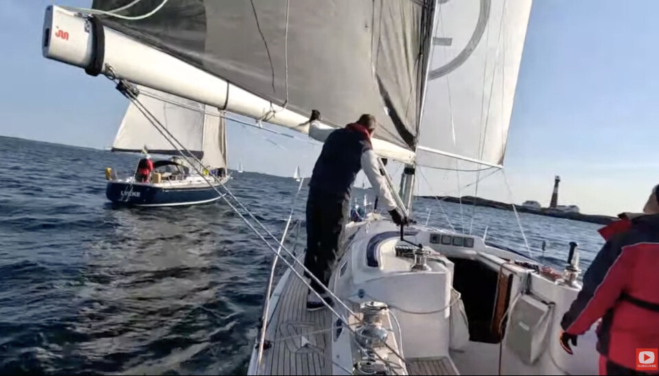 FÆRDER: «Noomi II» var rundt Færder fyr kl 07:30 lørdag morgen.