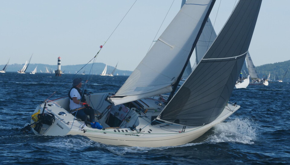 SINGLEHANDED: Geir Kåre SANDSLETH, International 806 Sutalaus