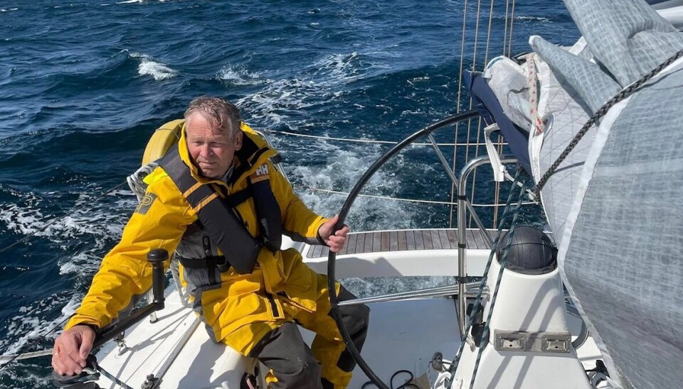 LITEN STORM: Med 23 m/s i vind var det kun fire båter som stilte til Romdalsfjorden Rundt, og ikke alle fullførte heller. LITEN STORM: Med 23 m/s i vind var det kun fire båter som stilte til Romdalsfjorden Rundt, og ikke alle fullførte heller.