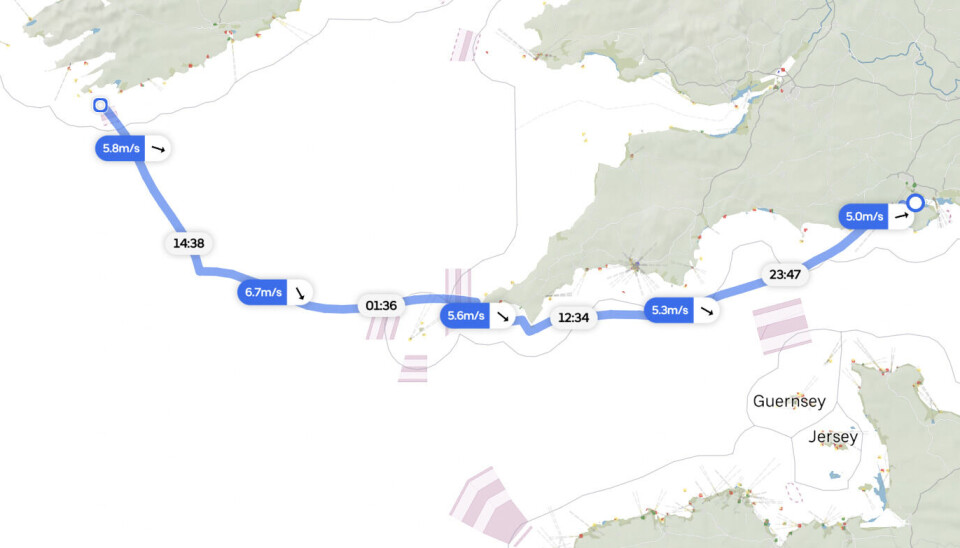ROUTING: Tross for vind fra vest, blir kursen relativt direkte mot Fastnet Rock for de mindre båtene. Orca bergener to døgn og 11 timer for en X-362 Sport.