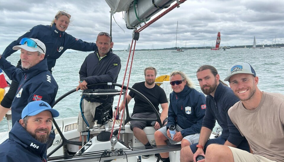 LYKKE: Mannskapet på First 40.7 «Lykke» før start av Rolex fastnet Race.