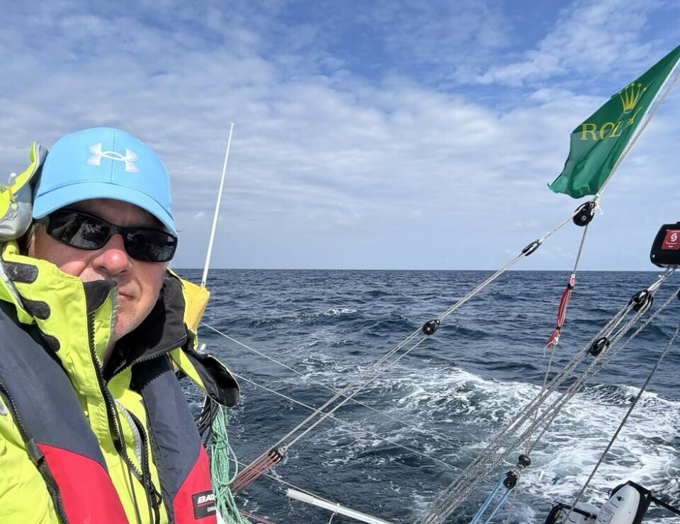 HAV: Kristian Andreasen har sendt oss denne selfien fra Det Keltiske Hav, på vei mot Fastnet Rock.