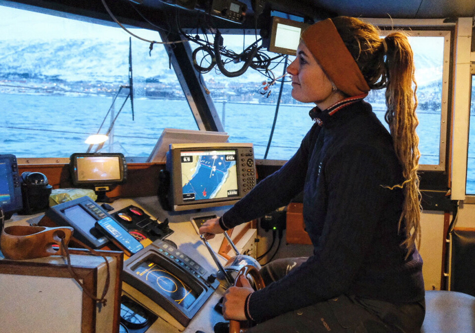 MARITIM BAKGRUNN: Elise har vokst opp med foreldre som jobbet til sjøs, og selv har hun erfaring fra Kystvakta, som skipper på fartøy og med å frakte privatbåter.