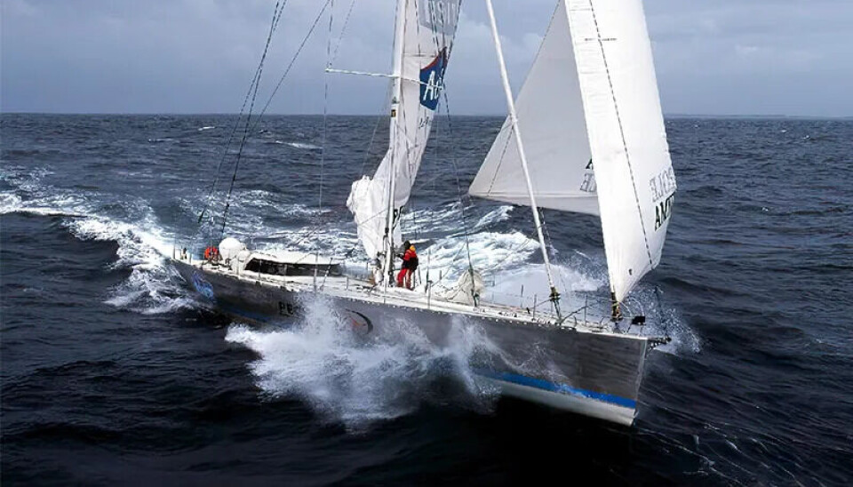 REKORDHOLDER: Jean Luc Van Den Heede holder rekorden for å seile feil vei rundt jorda med 122 dager i 2004 med 80-fots «Adrien». 80-foteren ble nummer 15 i klassen.