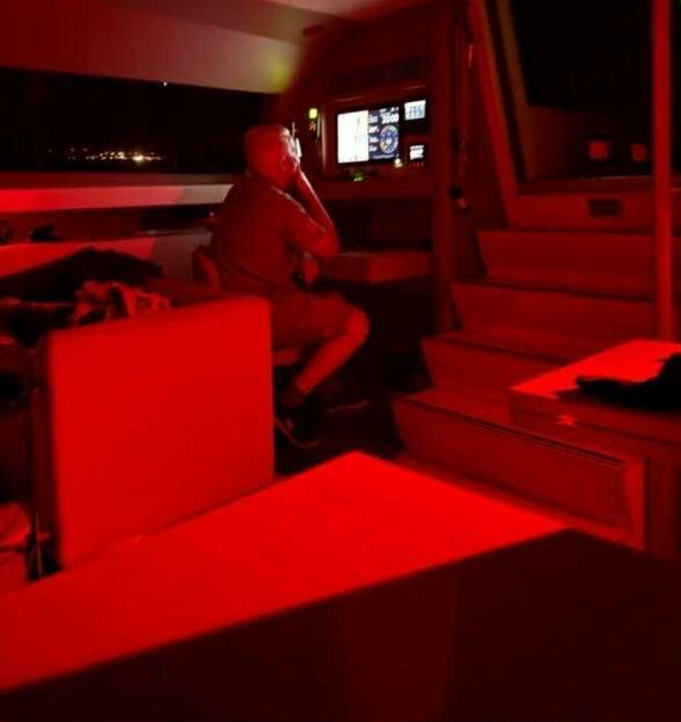 NAVIGQSJON: Kenneth Bjørklund er utenfor vaktsystemet. Skipperen tar seg av navigasjonenen.