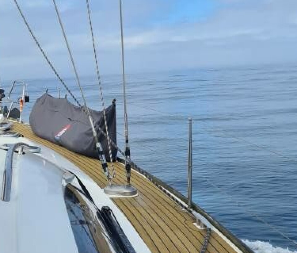 MOT BREST: Seilasen mot Brest ble både kald og våt.