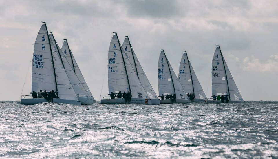 HAV: NM i J/70 ble seilt i åpent farvann og lengre baner noe som gir en annerledes type seiling enn Seilsportsligaren.