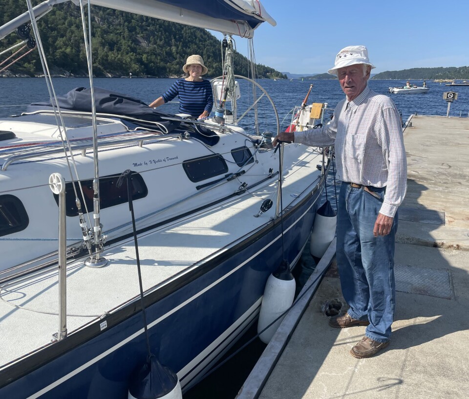 SEILTUR: Henrich og Kirstin på Oscarsborg med «Xoco».