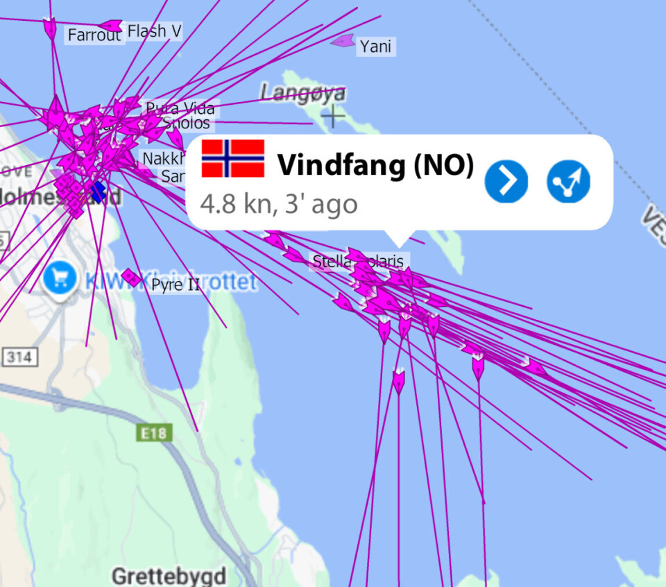 AIS: Trackingen viser at shorthandedbåtene holder en fart på 4-5 knop ut fra start.