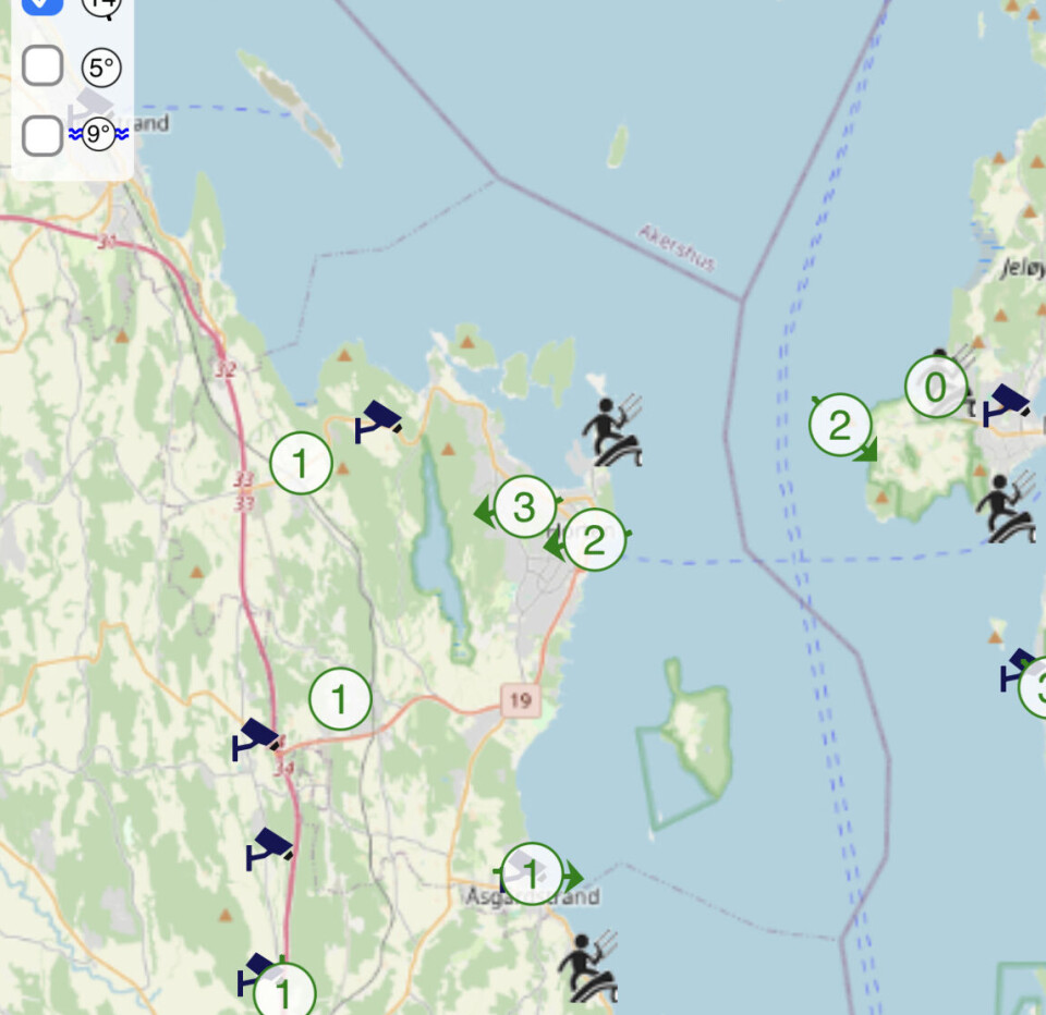 VIND: Det blåser inne ved Sande og ute ved Gullholmen.
