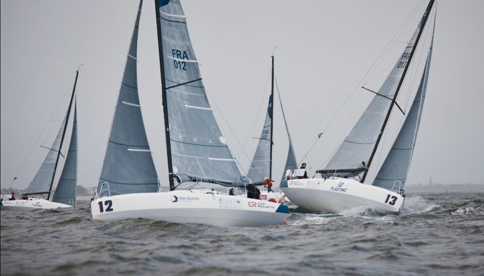 Seilingen foregår ut fra Cowes - Isle of Wight i England