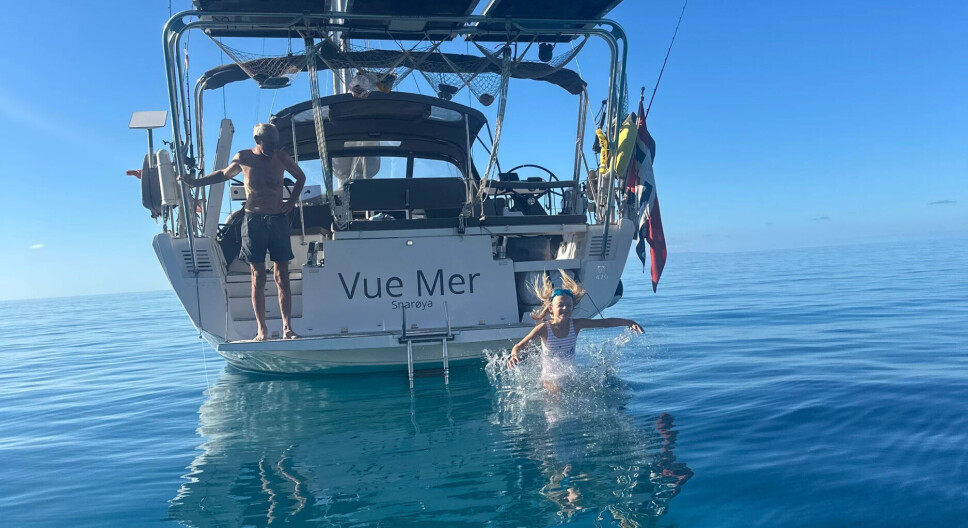 Vaiere bak båten for å skremme spekkhoggere