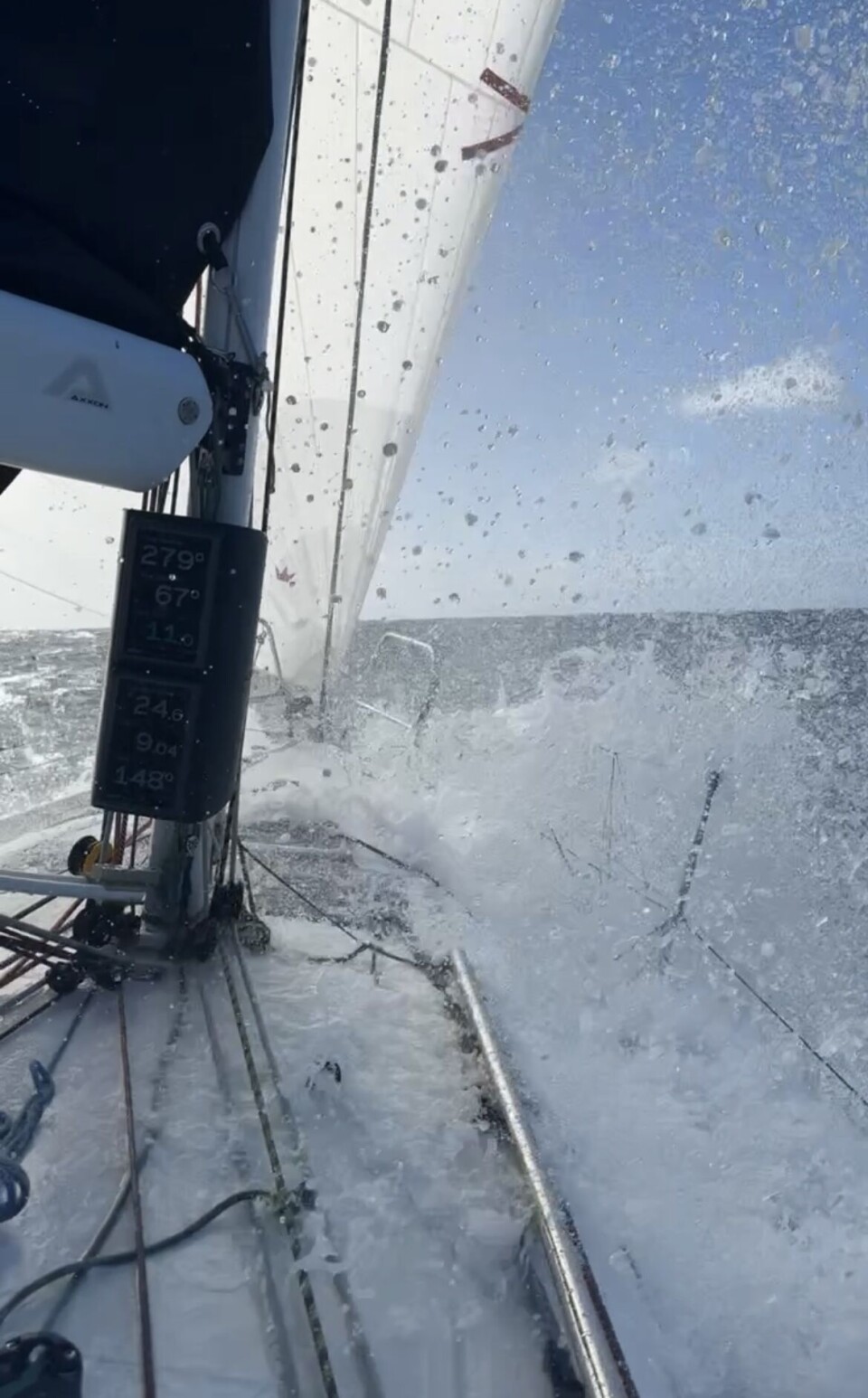 ATLANTERHAVET: Under julebordet får vi høre hvordan det var å seile mot de store.