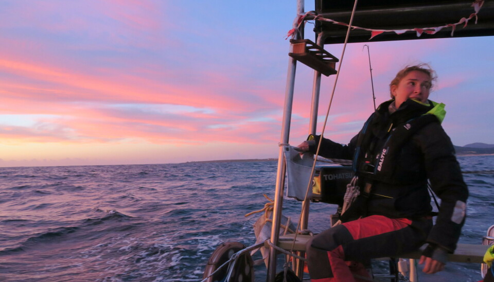 LANGTUR: Fem unge kvinner seiler med en Hero 114 med Stillehavet som mål. LANGTUR: Fem unge kvinner seiler med en Hero 114 med Stillehavet som mål.