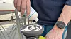 IMPREGNERING: Før polering er det viktig å impregnere padden, men det blir fort dyrt med dette middelet.